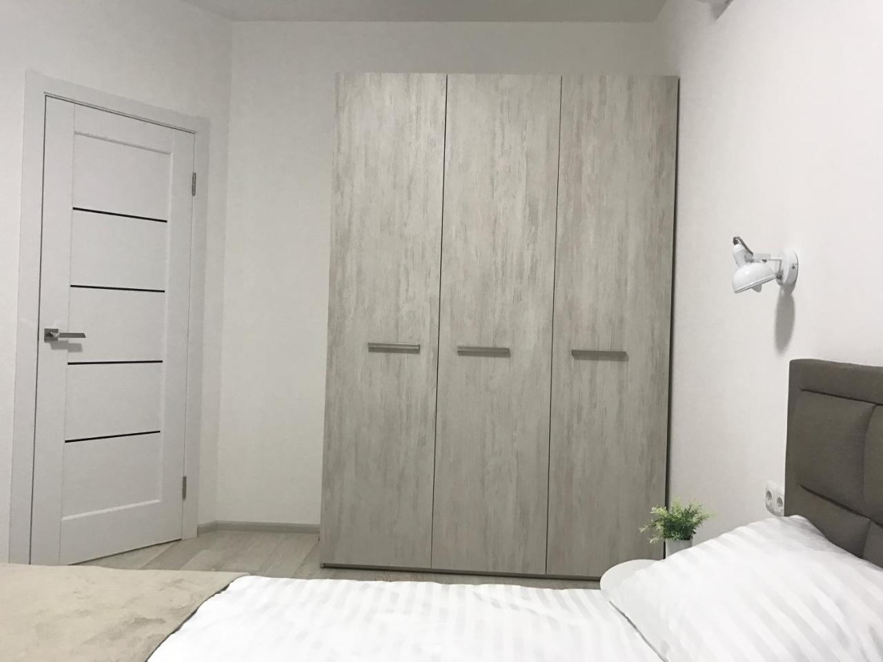 Святобор Lux Apartments Kijów Zewnętrze zdjęcie